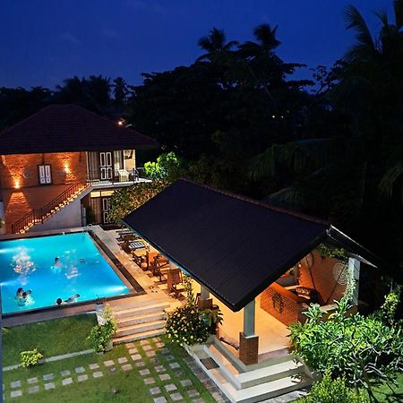 Green Wood Villa Negombo Exterior foto