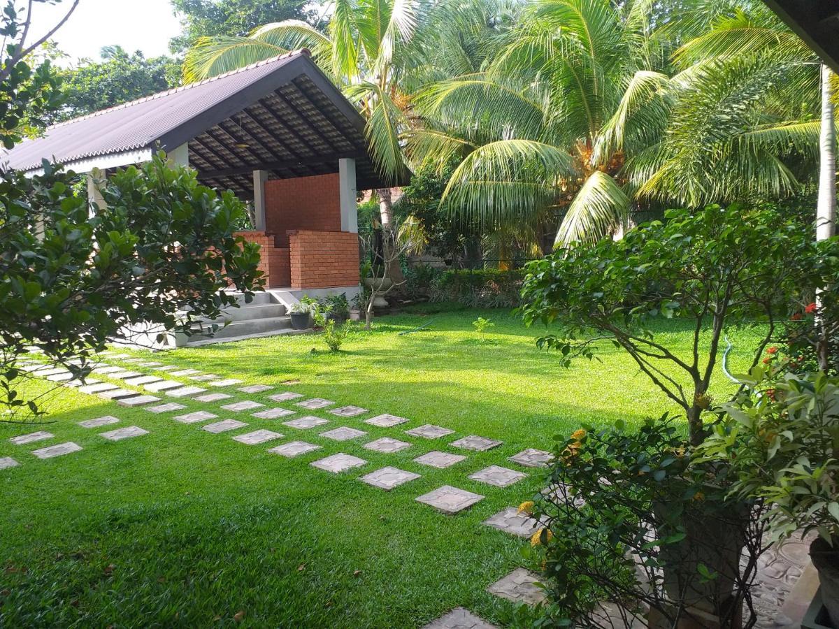 Green Wood Villa Negombo Exterior foto