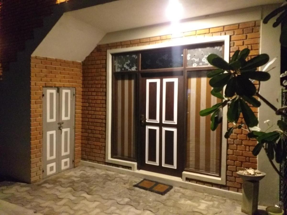 Green Wood Villa Negombo Exterior foto