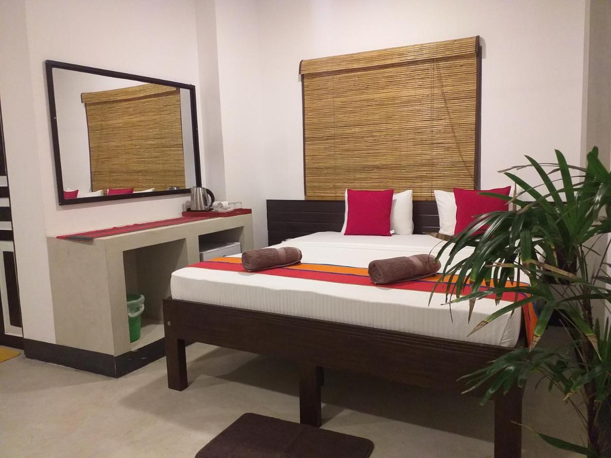 Green Wood Villa Negombo Exterior foto