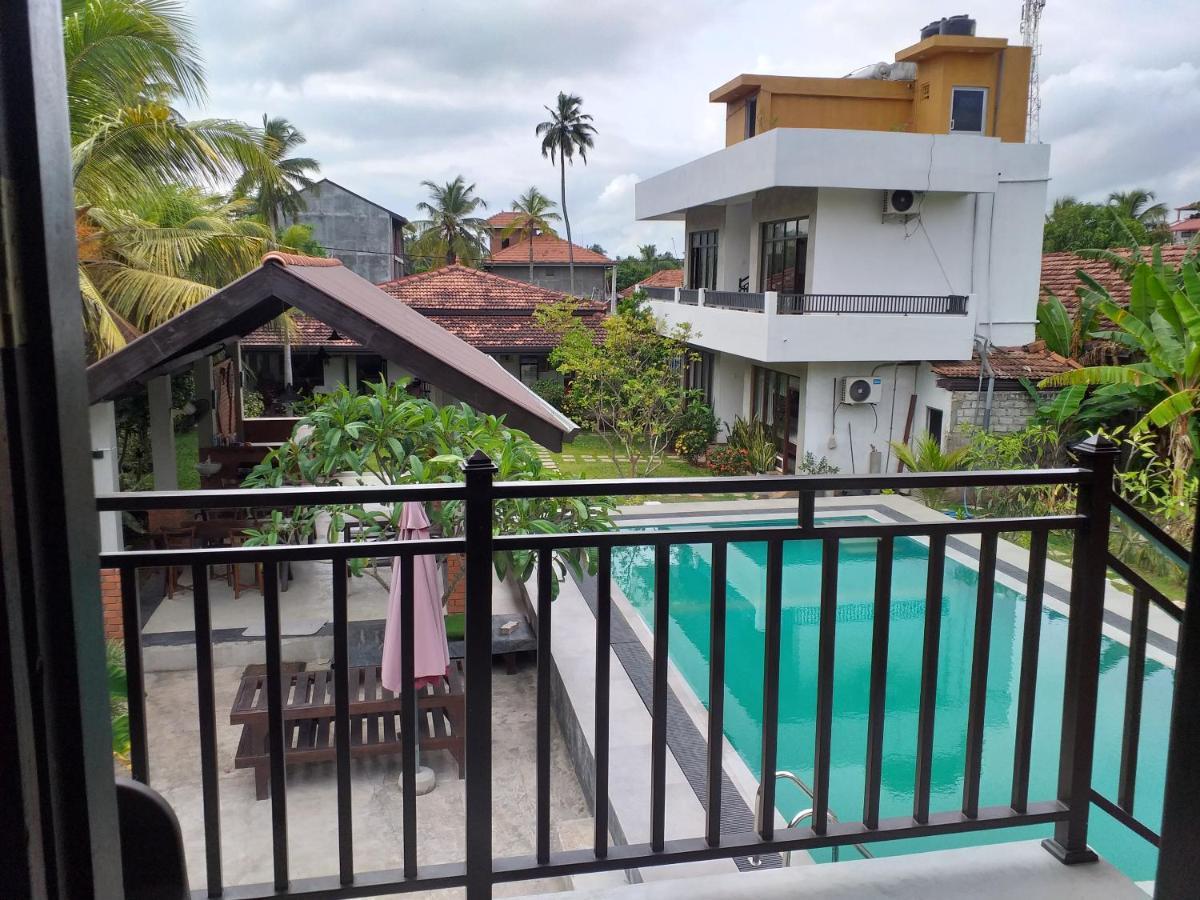 Green Wood Villa Negombo Exterior foto