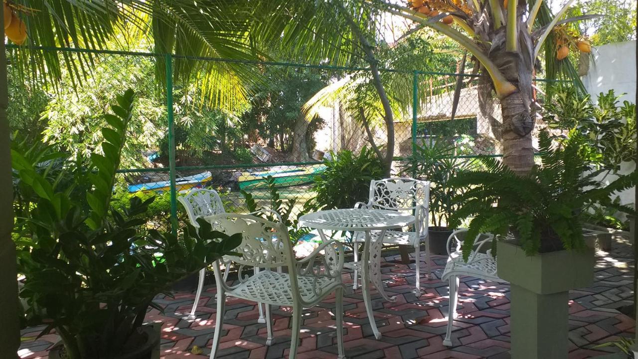 Green Wood Villa Negombo Exterior foto
